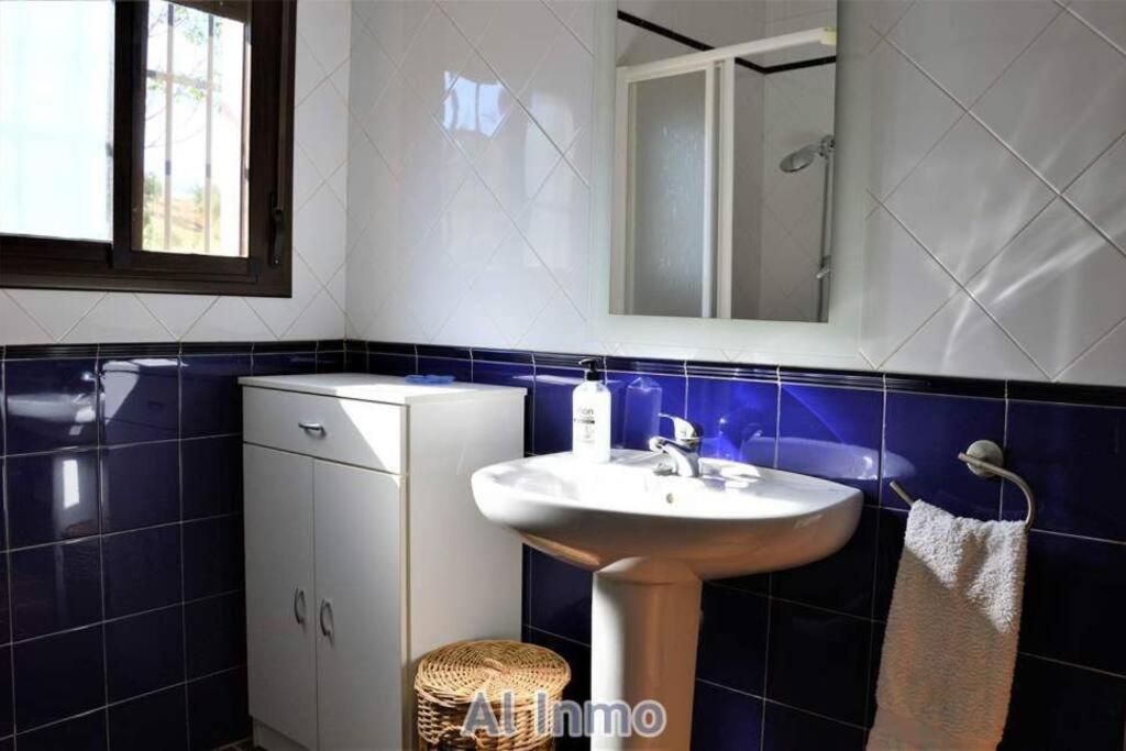 Las Palmeras - Ein Stueck Vom Paradies - Behagliches Haus Mit Pool Algodonales Extérieur photo