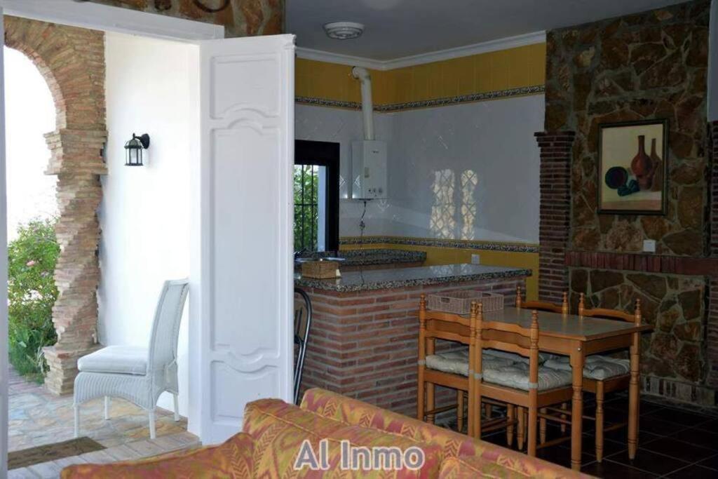 Las Palmeras - Ein Stueck Vom Paradies - Behagliches Haus Mit Pool Algodonales Extérieur photo